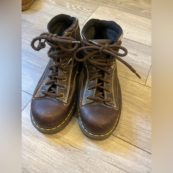 Men’s Dr Martens Brown Work Boots Size 10 - Picture 1 of 9